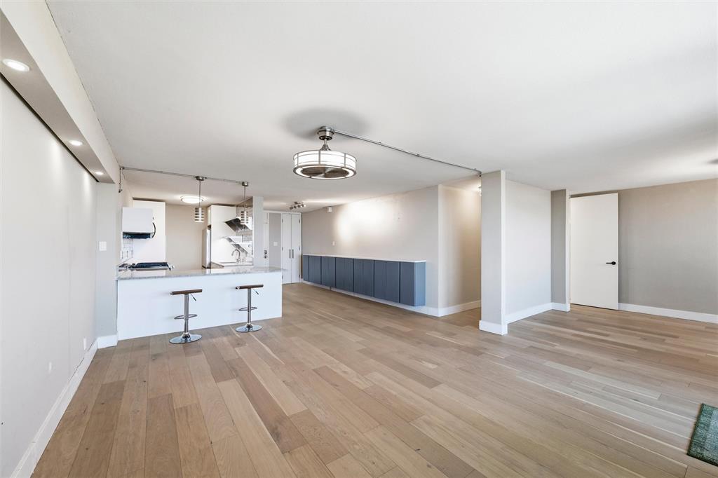 Twenty-One Turtle Creek Condos - Residential