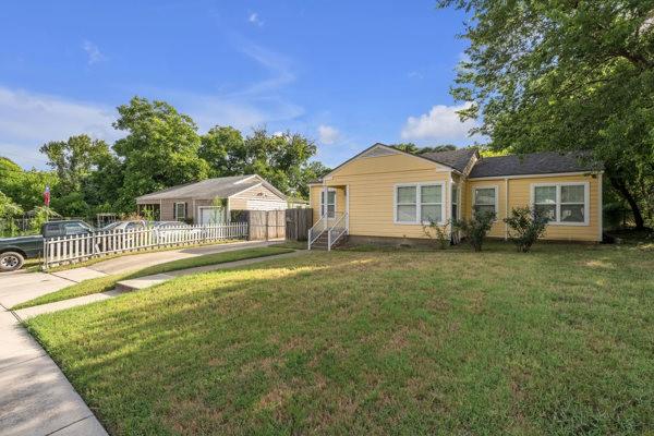 Jones Court Add - Residential