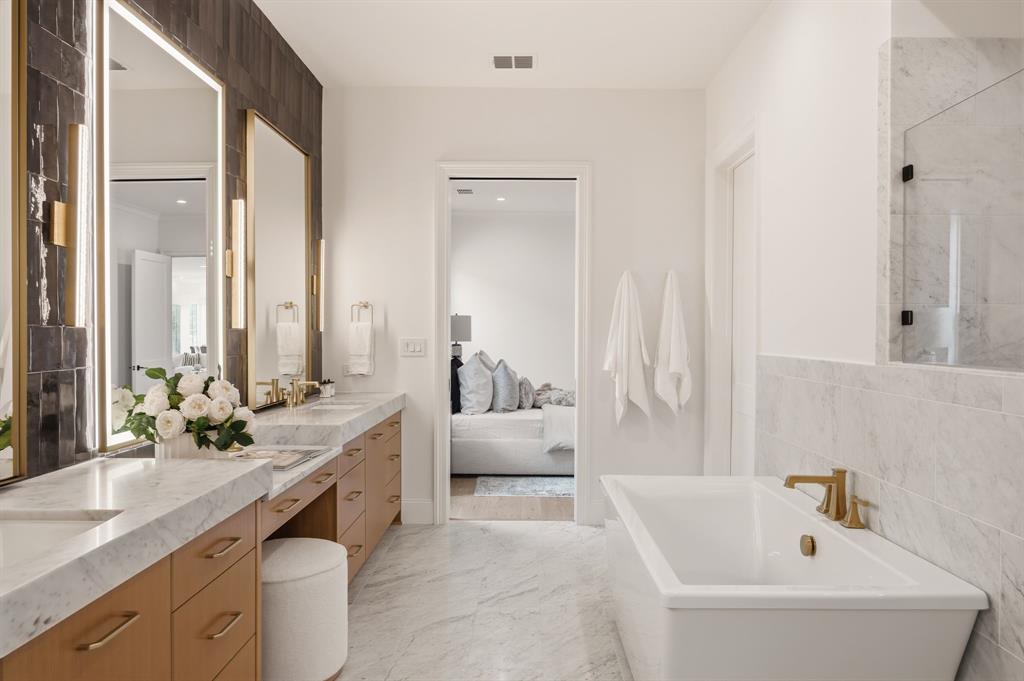 Lakeside Vlg Ph I - Residential