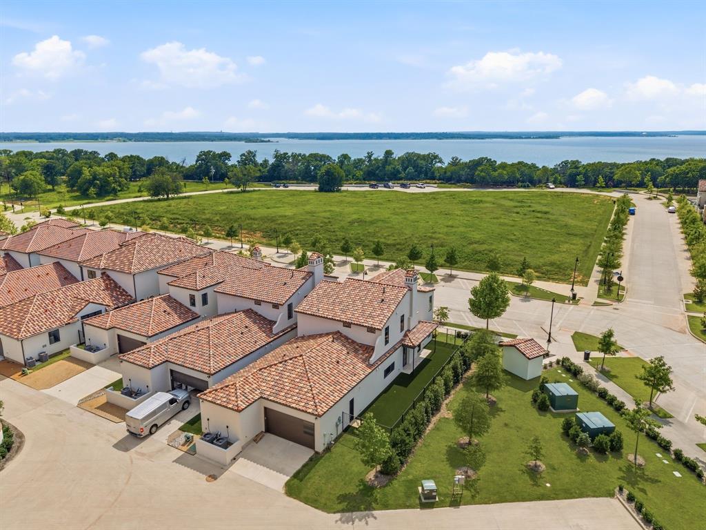Lakeside Vlg Ph I - Residential