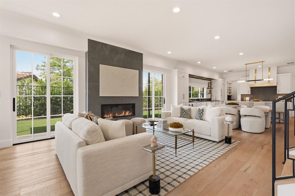 Lakeside Vlg Ph I - Residential