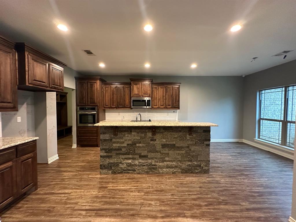 Country Estates - Residential