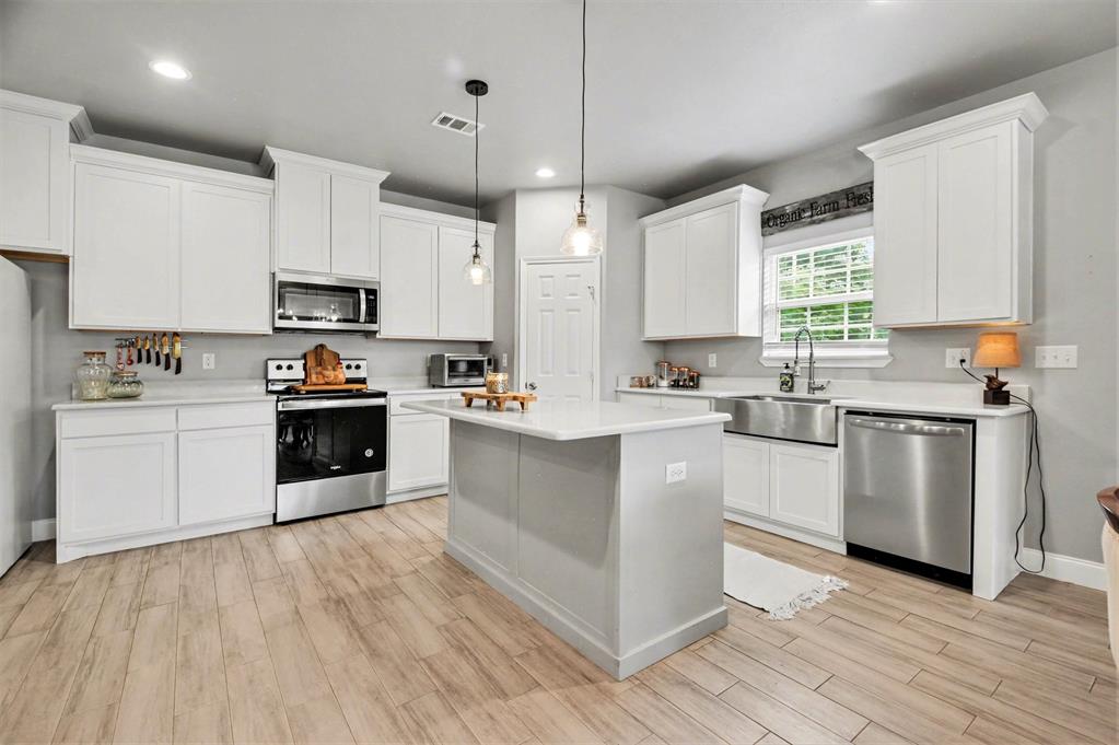 Jones Hayter Add - Residential