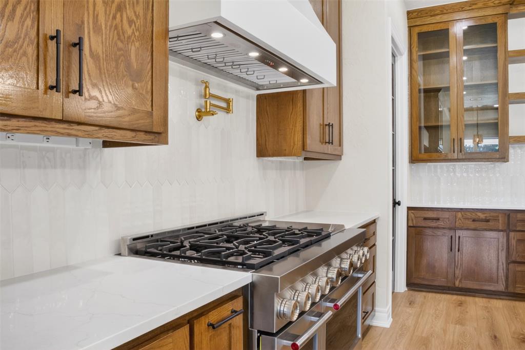 V PEDRASO, V - Residential