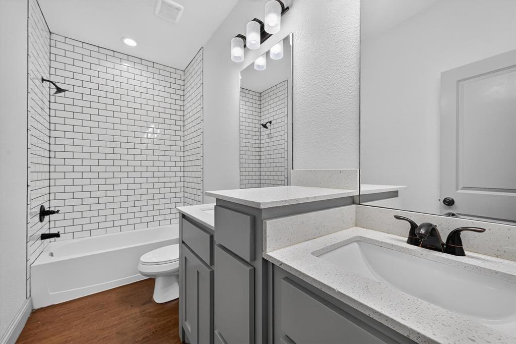 Perrys J W 1st Add - Residential