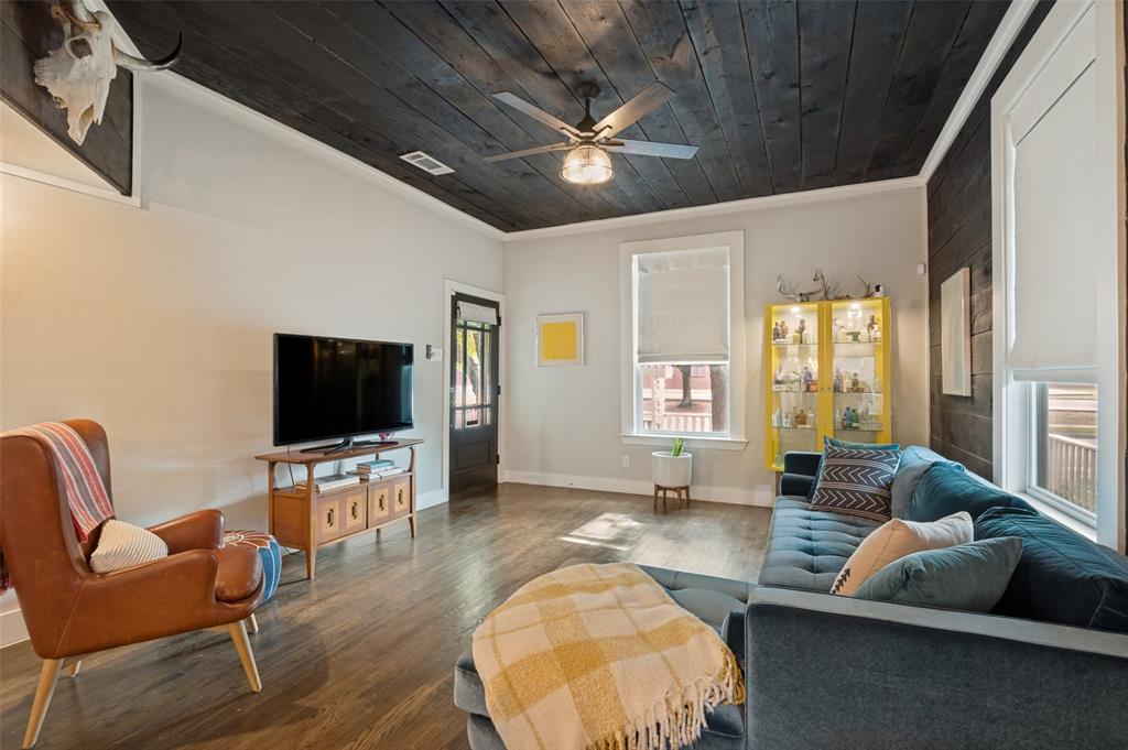 Winnetka Heights - Residential