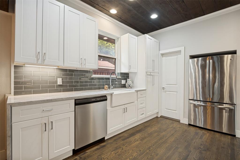 Winnetka Heights - Residential