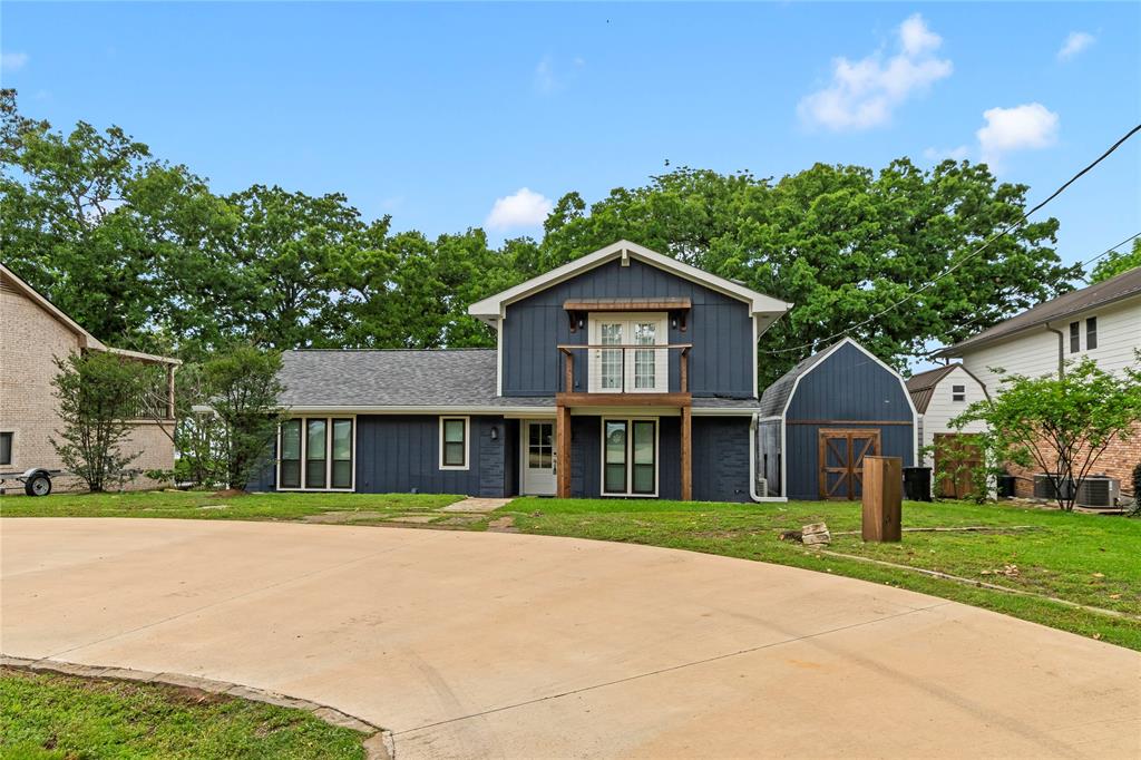 Deer Island Estate - Residential