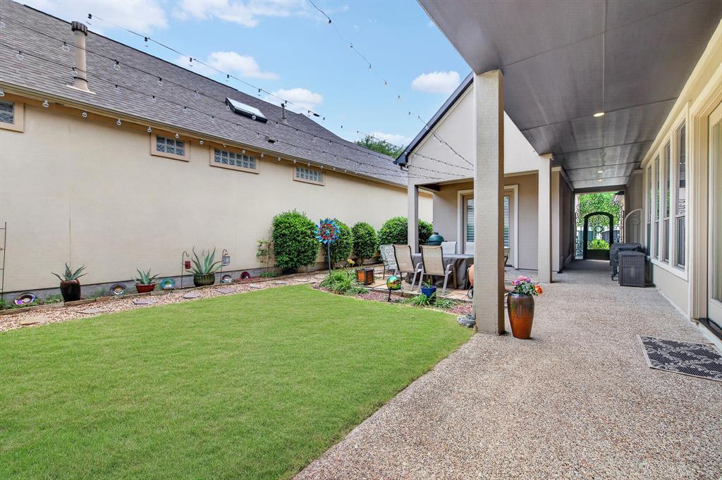 Courtyards - Residential