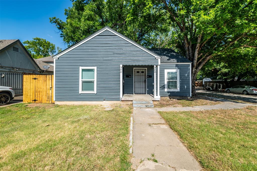 Wow! A fantastic investment opportunity featuring a fully renovated, income-producing duplex situated on an oversized corner lot. The property includes a 2-bedroom, 1-bath unit currently leased at $1,500 a month on a new 2-year term. The second unit is a studio-style efficiency with a projected rental income of $1,050 a month; this unit is currently vacant by design, allowing the new owner total flexibility. Notably, the efficiency unit qualifies for a $1,260 monthly voucher through Tarrant County Housing (Section 8) based on the zip code.

Extensive recent renovations include foundation repairs, a new roof, new LVP flooring, fresh interior and exterior paint, some updated windows, and new doors. Both units feature modern finishes, including new kitchen cabinets, granite countertops, new stainless steel appliances, updated bathrooms, new ceiling fans, and upgraded light fixtures. Climate control is provided by brand-new mini-split AC and heating units throughout. With a recent appraisal value of $280,000, this turnkey property is ready for immediate income generation.