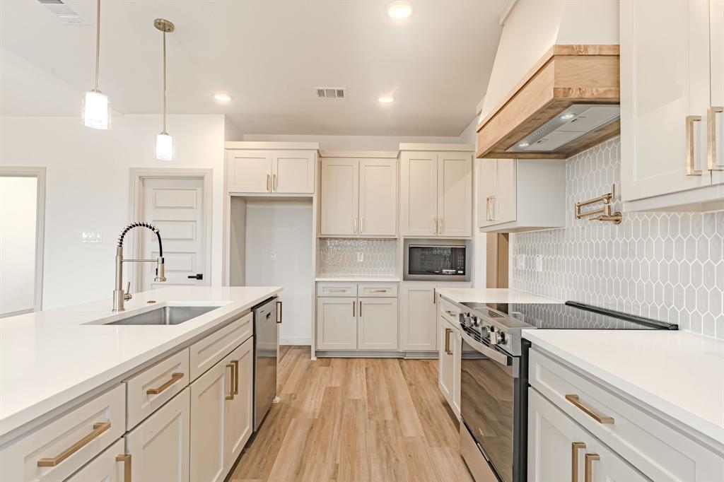 Canyon Creek - Residential