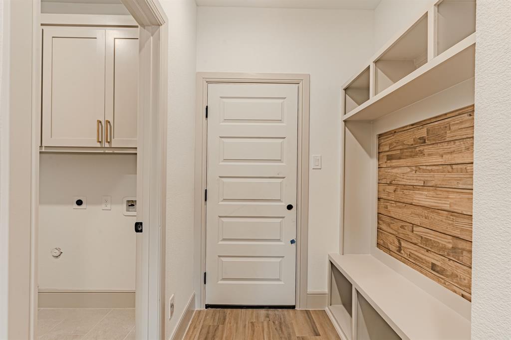 Canyon Creek - Residential