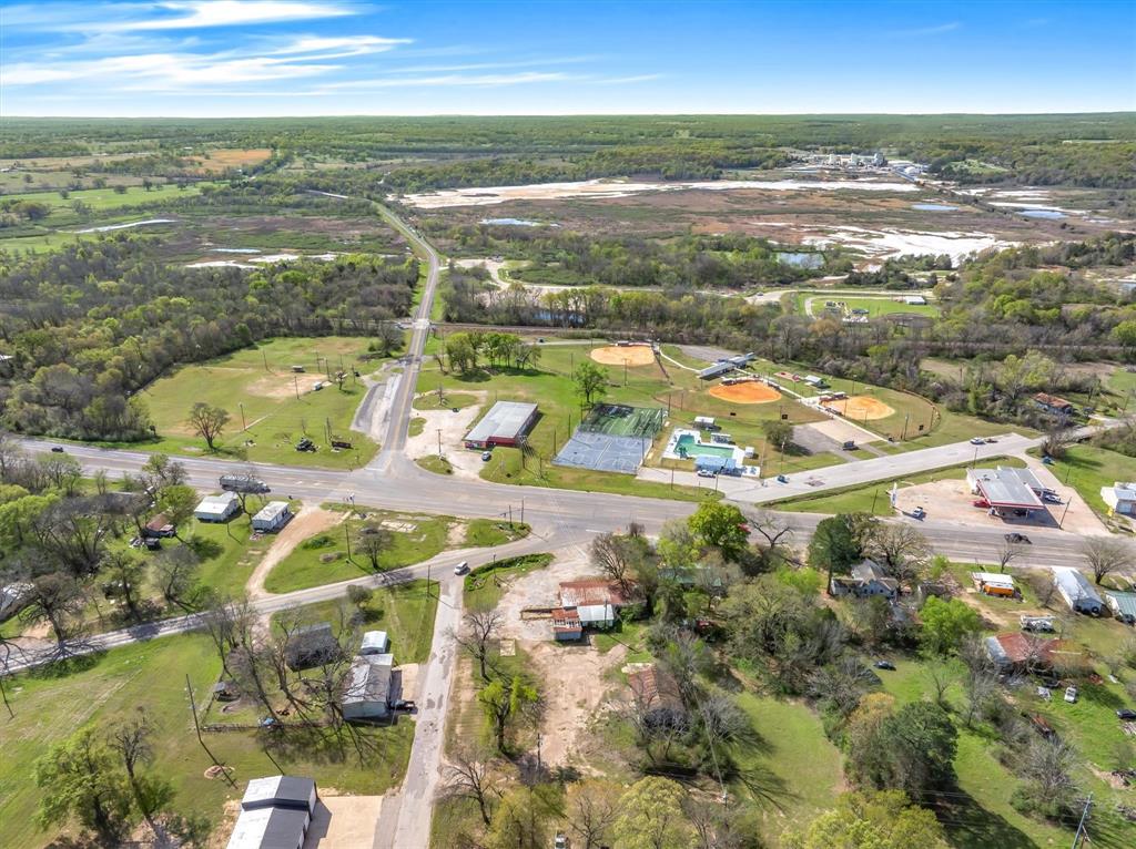 Grand Saline - Commercial Sale