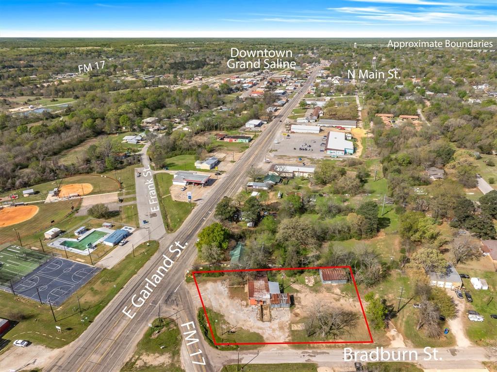 Grand Saline - Commercial Sale