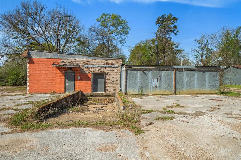 Grand Saline - Commercial Sale