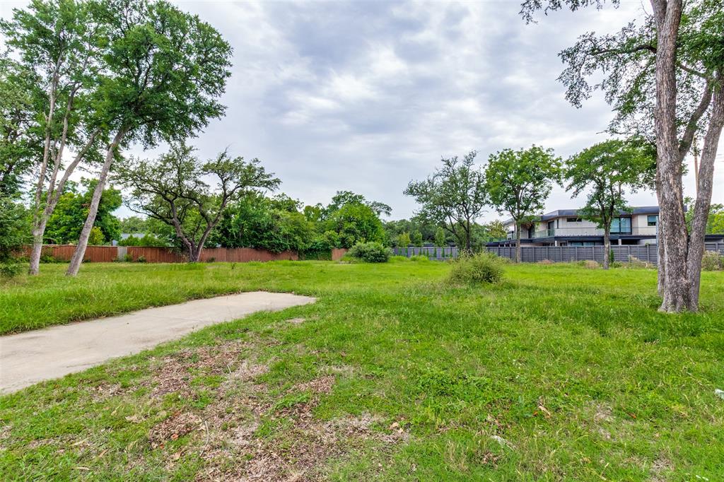 Russwood Acres - Land