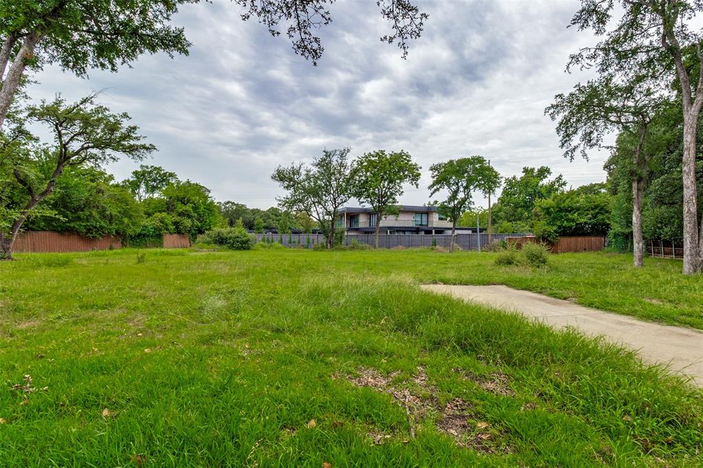 Russwood Acres - Land