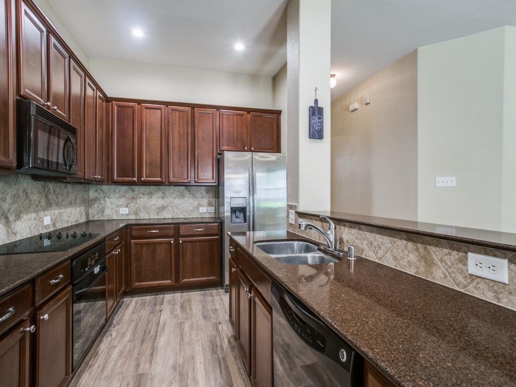 Village At Panther Creek Ph One The - Residential Lease