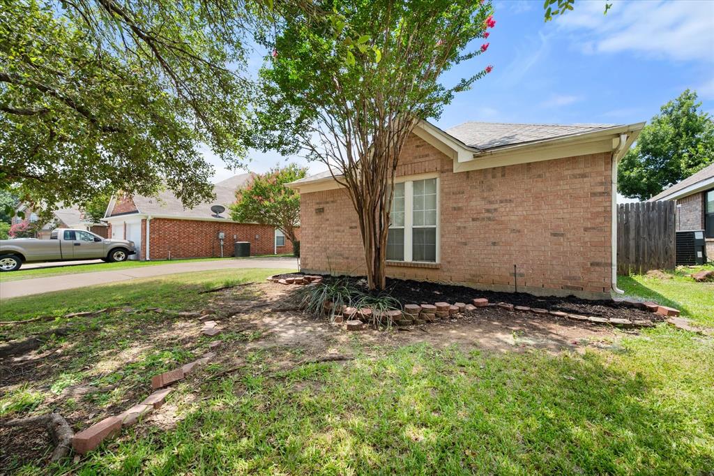 Hulen Bend Estates Add - Residential