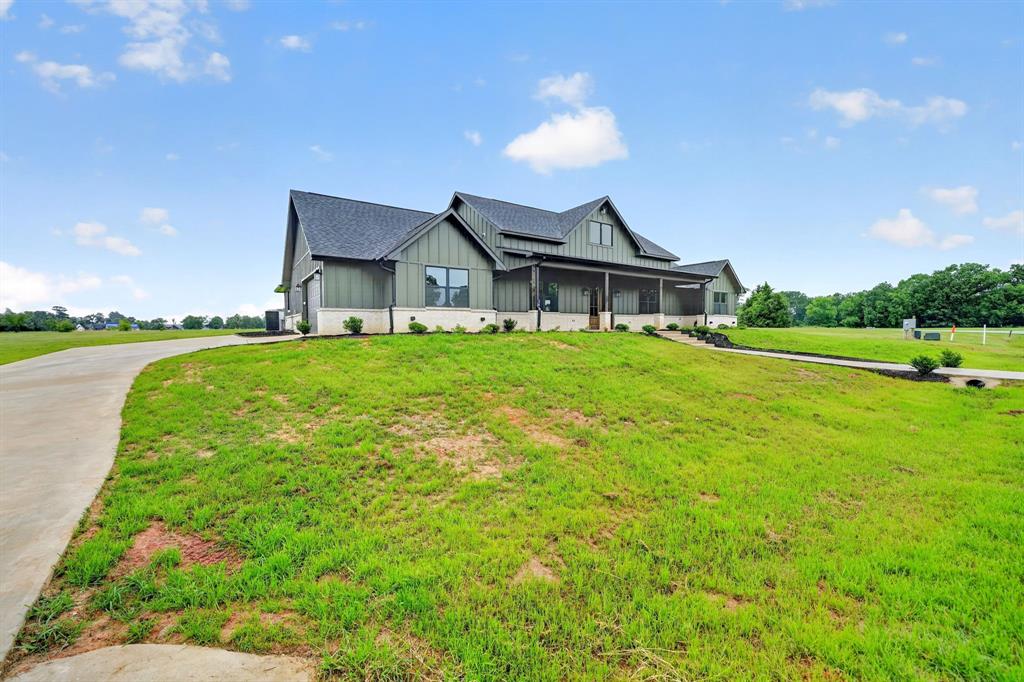 The Peninsulas At Lake Bob San - Residential