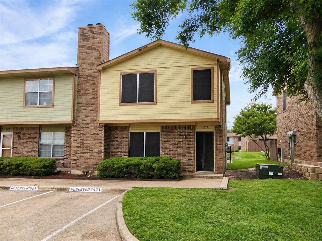 Cedars Condo - Residential
