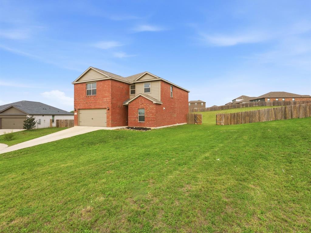 Chisholm Spgs Ph2 - Residential