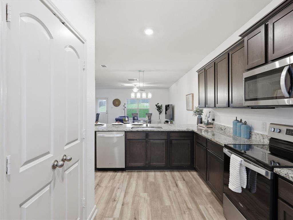 Chisholm Spgs Ph2 - Residential