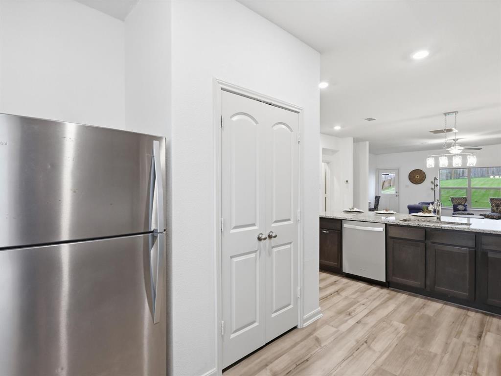 Chisholm Spgs Ph2 - Residential