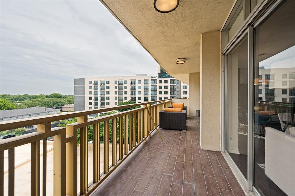 Preston Tower Condos - Residential