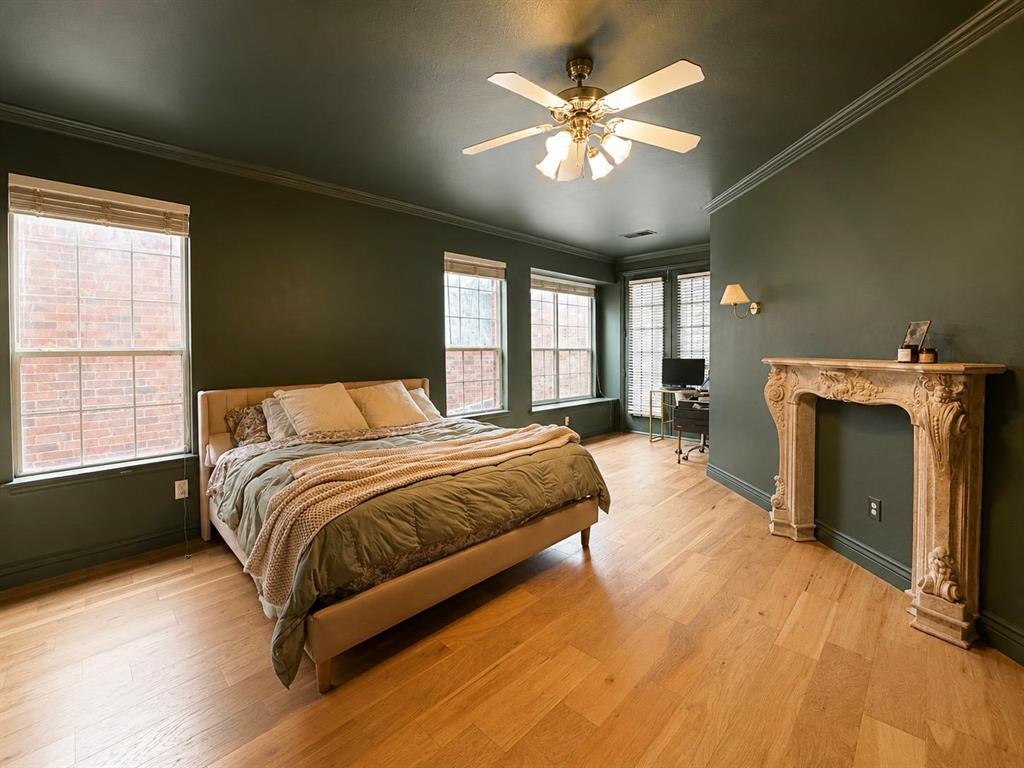 Highland Creek Manor - Residential