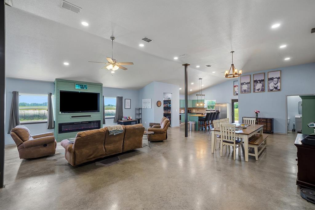 W C MASON & T B SMITH - Residential