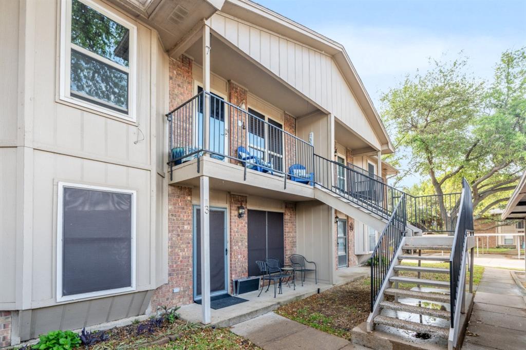 Life Scape Condos - Residential