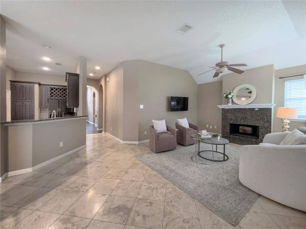 Highlands Pkwy - Residential