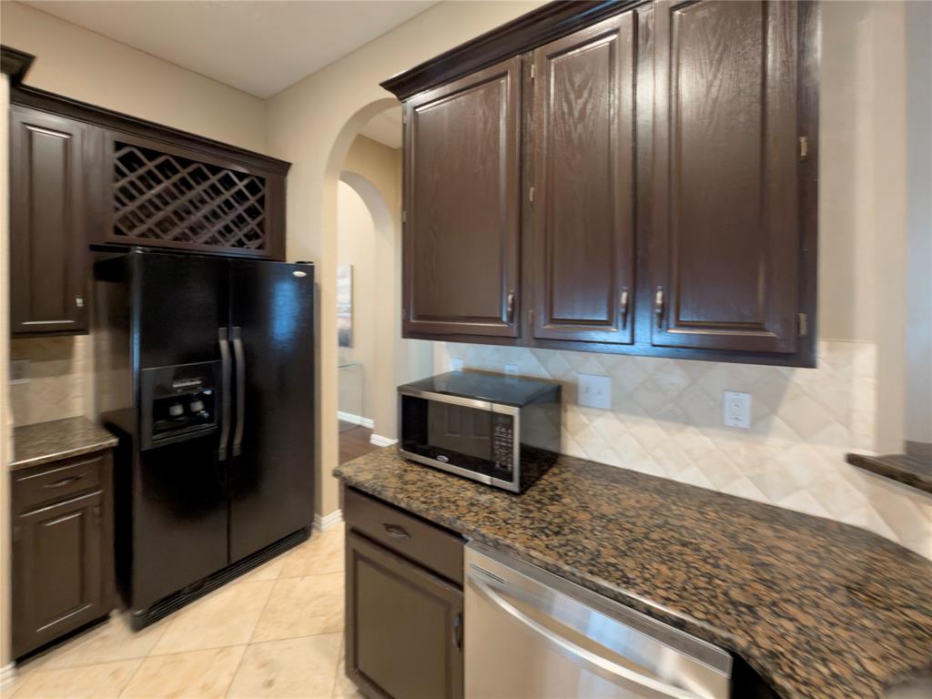 Highlands Pkwy - Residential