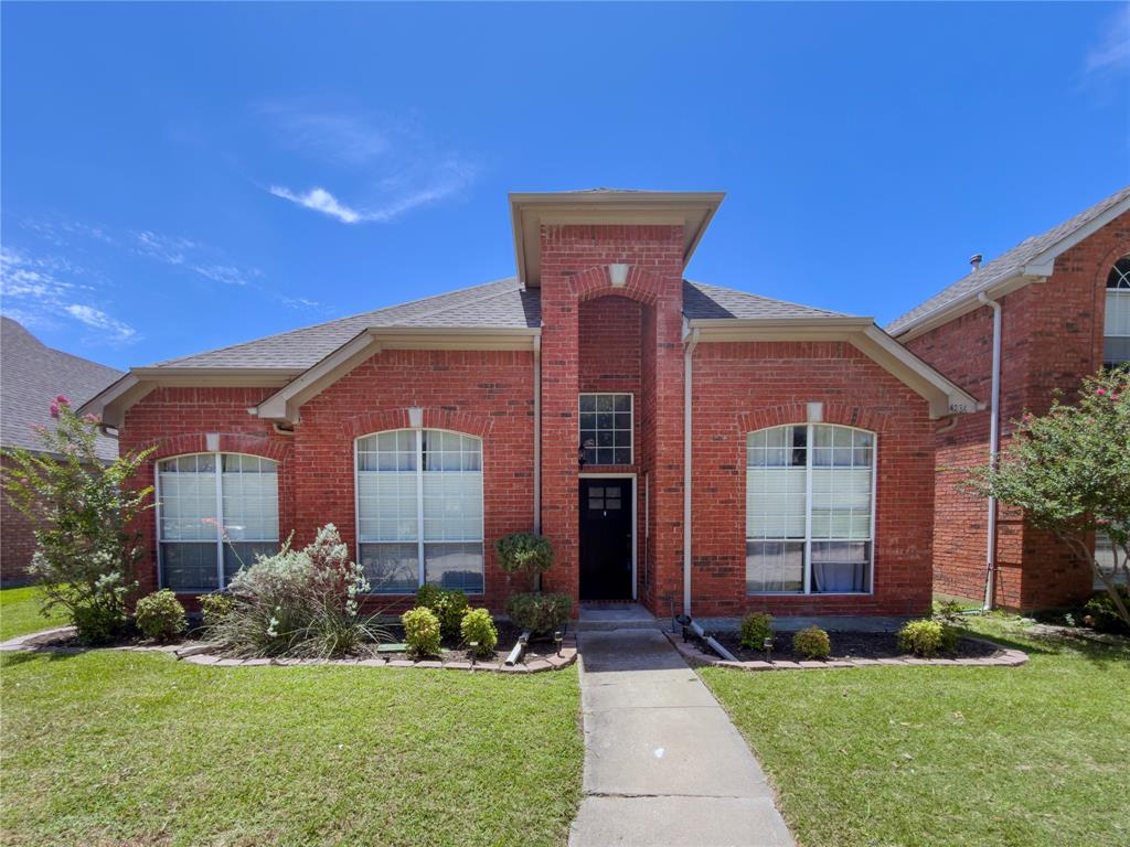 Highlands Pkwy - Residential