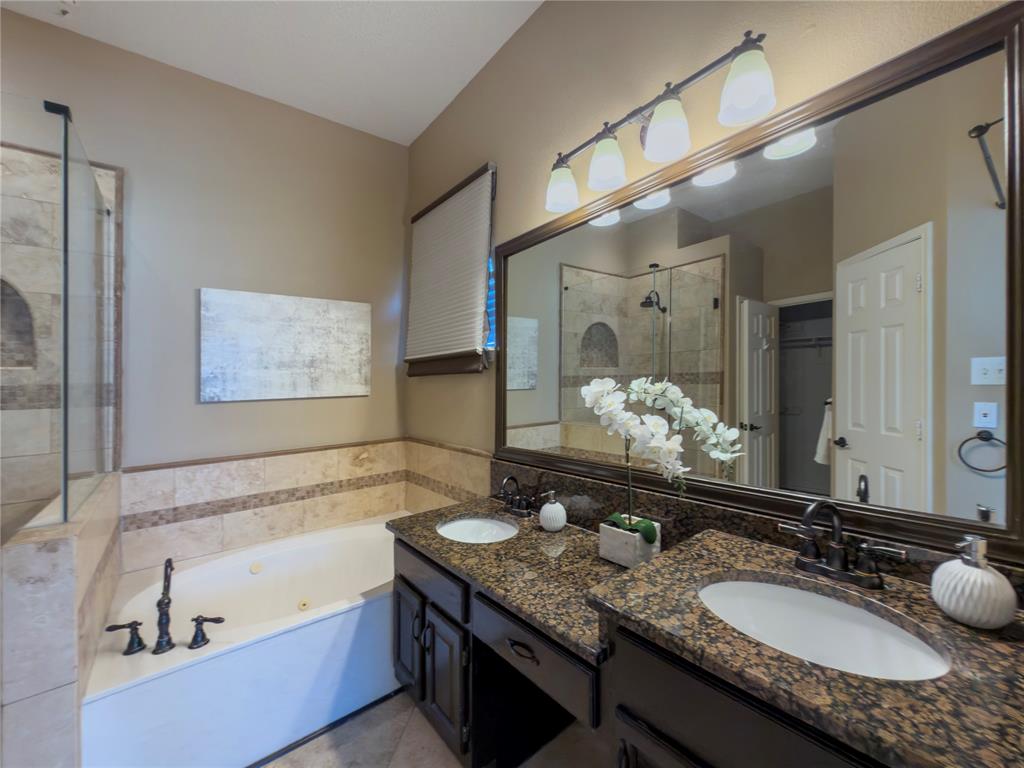 Highlands Pkwy - Residential