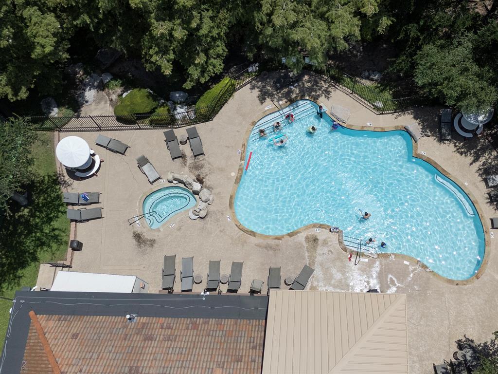 Highlands Pkwy - Residential