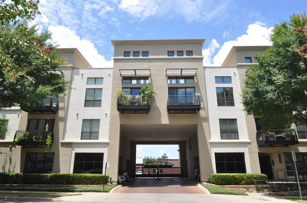 Experience modern condo living in the heart of Oaklawn. This home offers convenience and city accessibility.  Located just minutes from downtown, Uptown, premier shopping, vibrant nightlife, grocery stores, and easy freeway access.  Inside, the property features beautiful granite countertops and rich hardwood floors, creating a sleek and inviting living space. HOA benefits include valet trash service twice a week and the community amenities, including a fitness center, pool, grill station, and designated pet relief area.