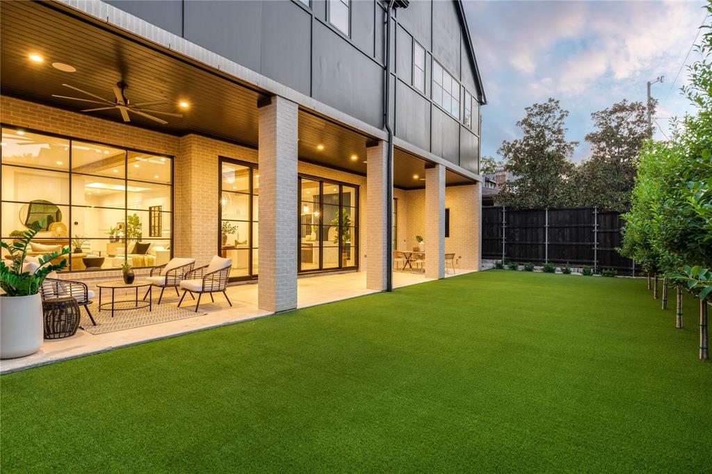 Bob-O-Links Downs - Residential