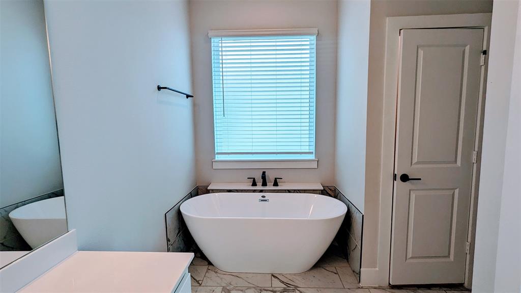 Edgewood Creek - Residential Lease