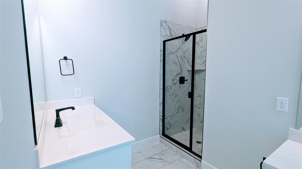 Edgewood Creek - Residential Lease