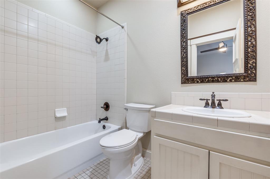 Rankin Condo 3440-3444 - Residential Lease