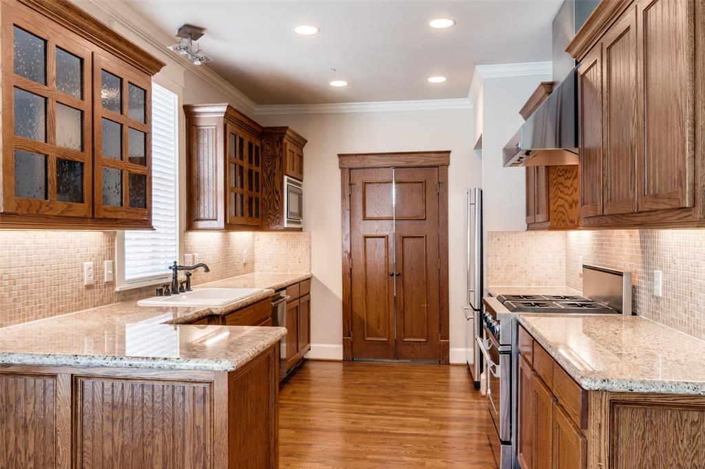 Rankin Condo 3440-3444 - Residential Lease