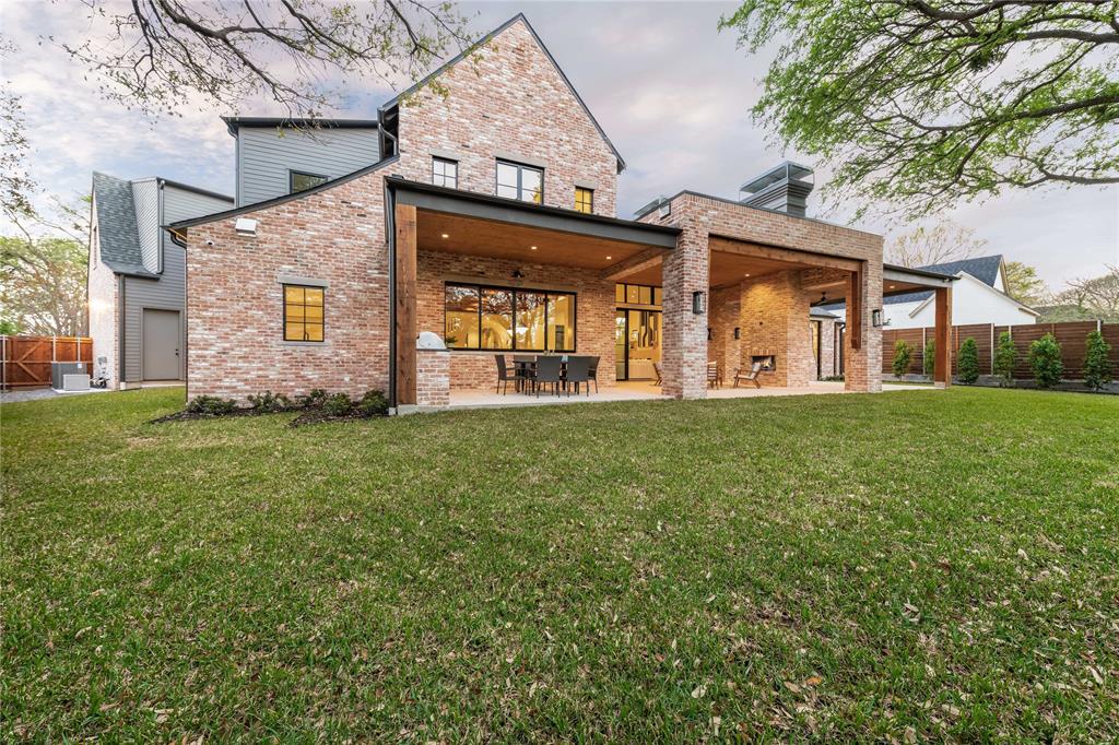 Maple Wood - Residential