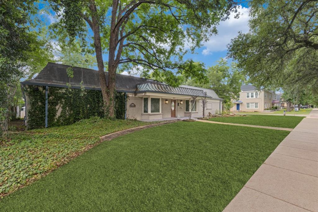Miller & Stemmons - Commercial Sale