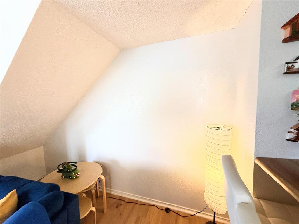 Arlington Oaks Condo - Residential