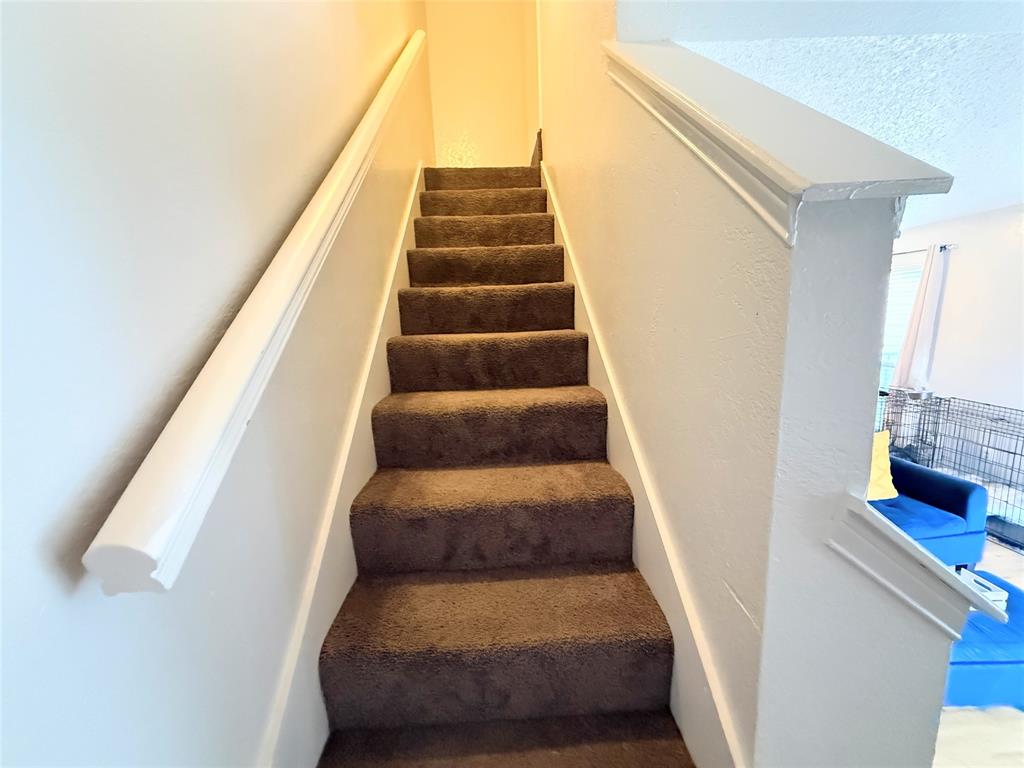 Arlington Oaks Condo - Residential