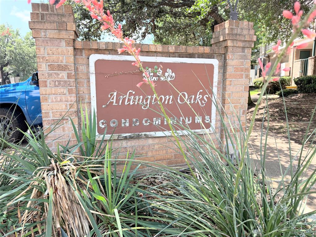 Arlington Oaks Condo - Residential
