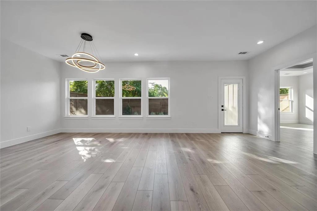 Woodside 01 - Residential