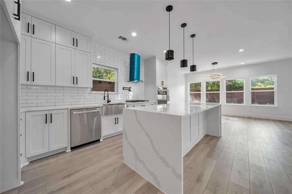 Woodside 01 - Residential